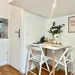 New 132 Suite Tarantino - Cosy Apartment Paris Center